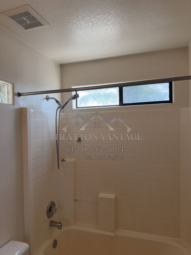 Building Photo - 5665 W Galveston St