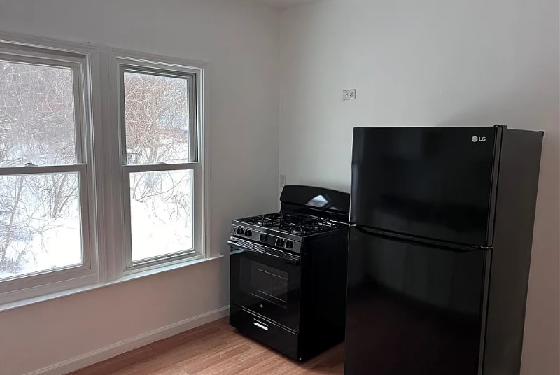 Building Photo - 317 Marguerite Ave