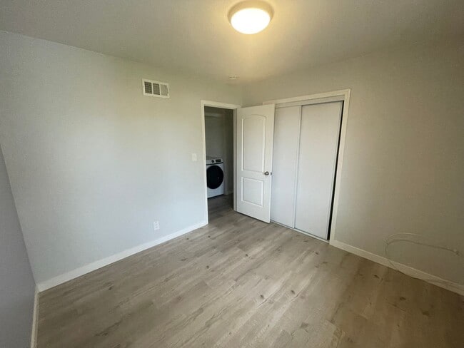 Building Photo - $3690 -- Charming, Centrally Located Singl...