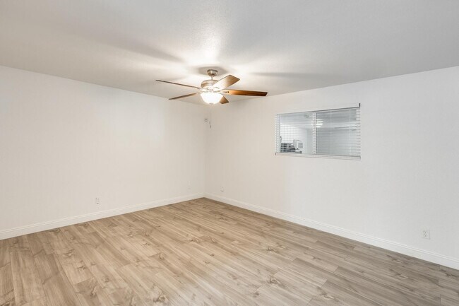 Building Photo - 5352 W Port Au Prince Ln