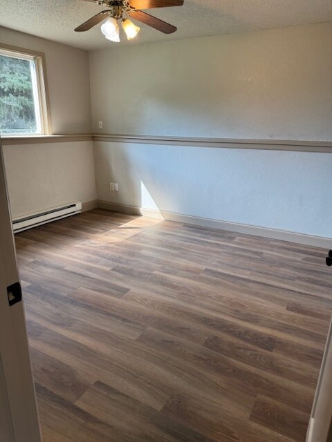 Bedroom 1 - 350 S Poplar Ave