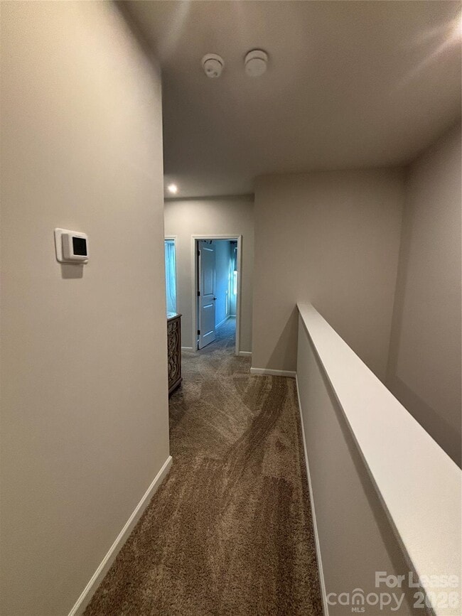 Building Photo - 5200 Somerset Hill Ln