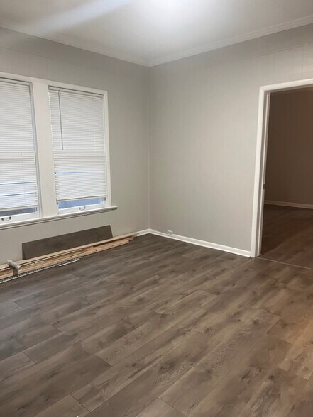 Building Photo - 122 Highland Dr
