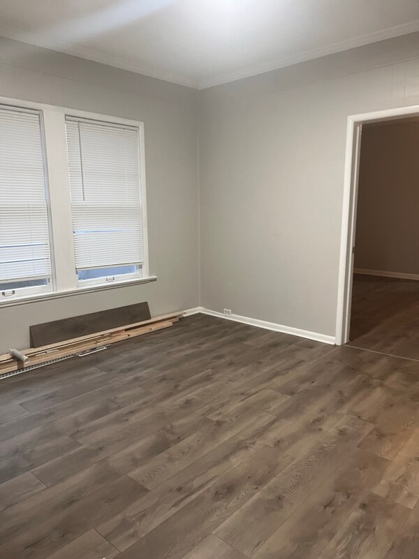 Building Photo - 122 Highland Dr