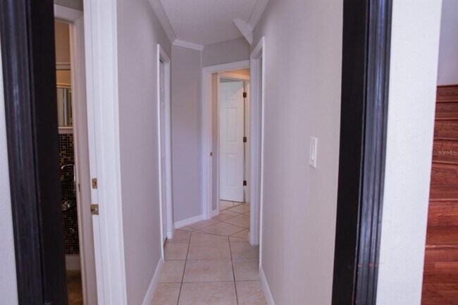 Building Photo - 9768 Bay Vista Estates Blvd
