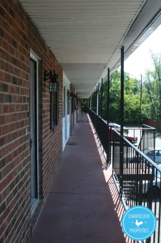 Building Photo - 115 Florence St