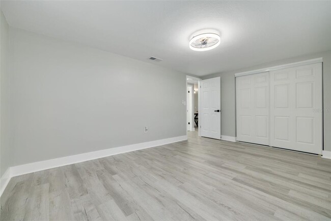 Building Photo - 9124 Lido Ln