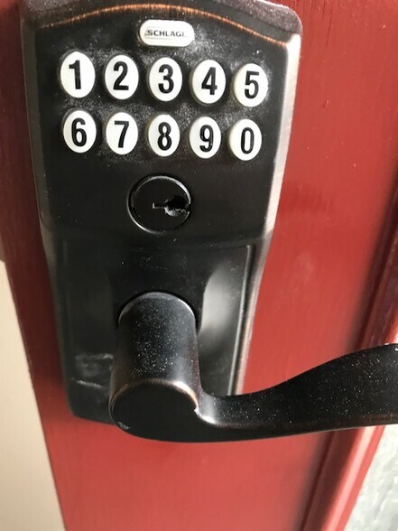 Building Photo - 620 Grant St