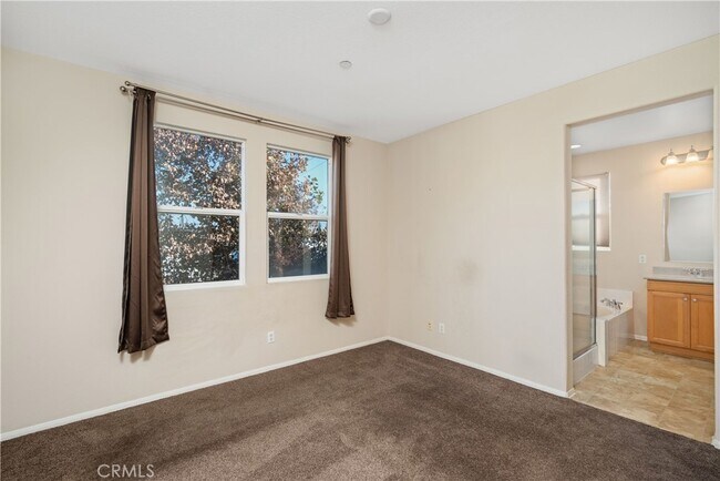 Building Photo - 534 N Cabernet Dr