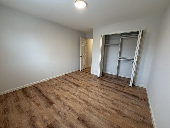 Building Photo - 1918 Mirtle Grove Ct