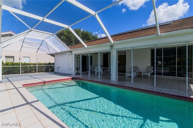 Building Photo - 443 Dundee Ct