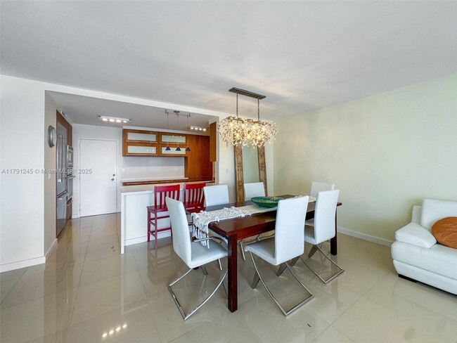 Building Photo - 3800 Galt Ocean Dr