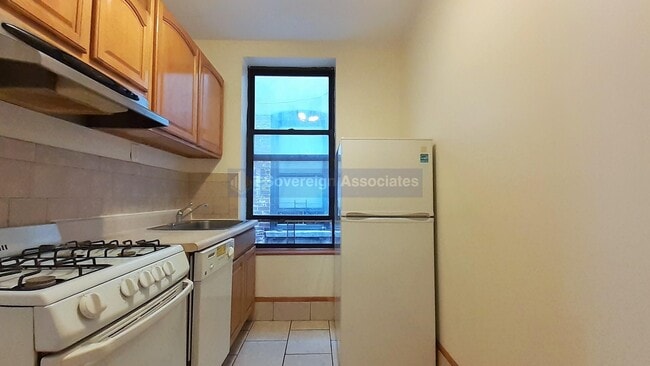 Floorplan - 3135 Broadway