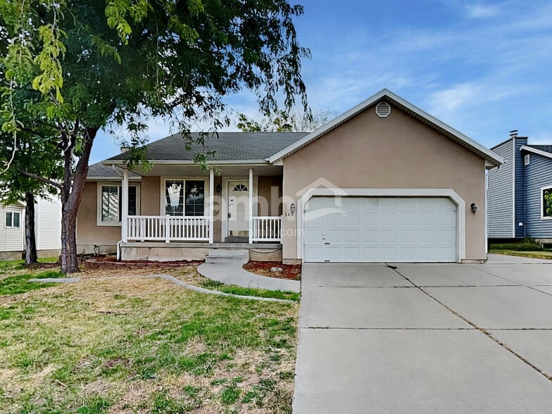 Primary Photo - 143 N 700 W