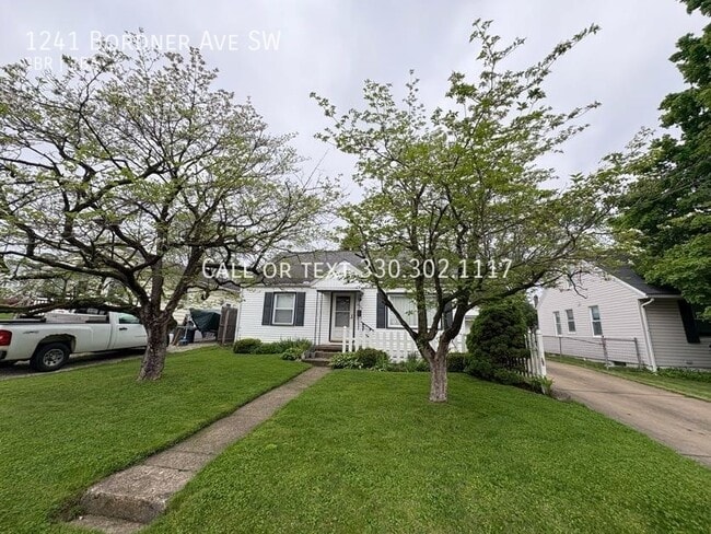 Building Photo - 1241 Bordner Ave SW