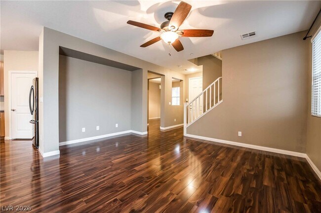 Building Photo - 3220 Color Collage Walk