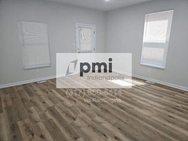 Building Photo - 2826 N Park Ave
