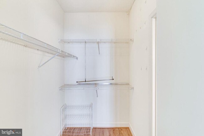 Building Photo - 955 26th St NW