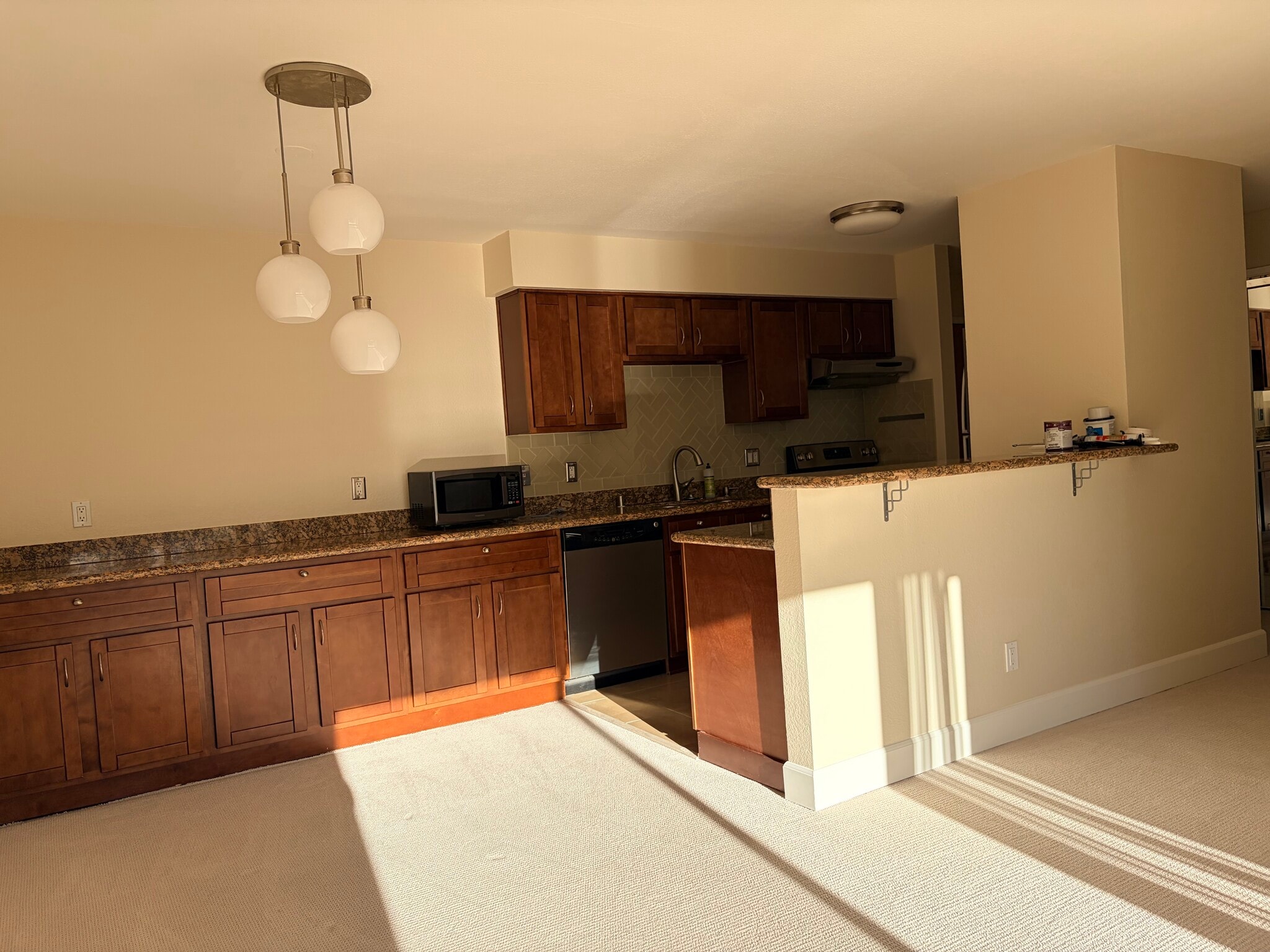 Building Photo - 590 El Dorado Ave