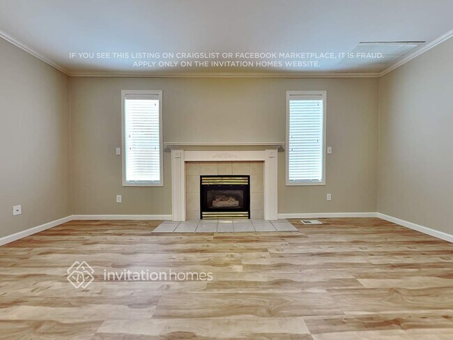 Building Photo - 14909 93rd Ave E