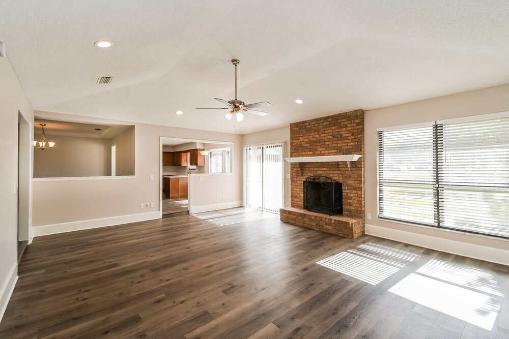 Building Photo - 8930 Irongate Dr