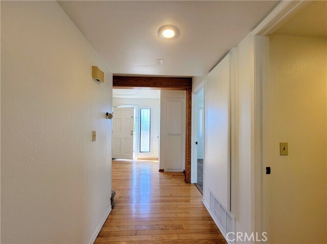 Building Photo - 2755 E Hill St