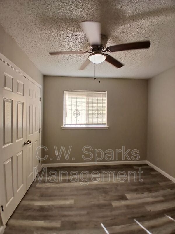 Building Photo - 7840 Mirage Valley Dr