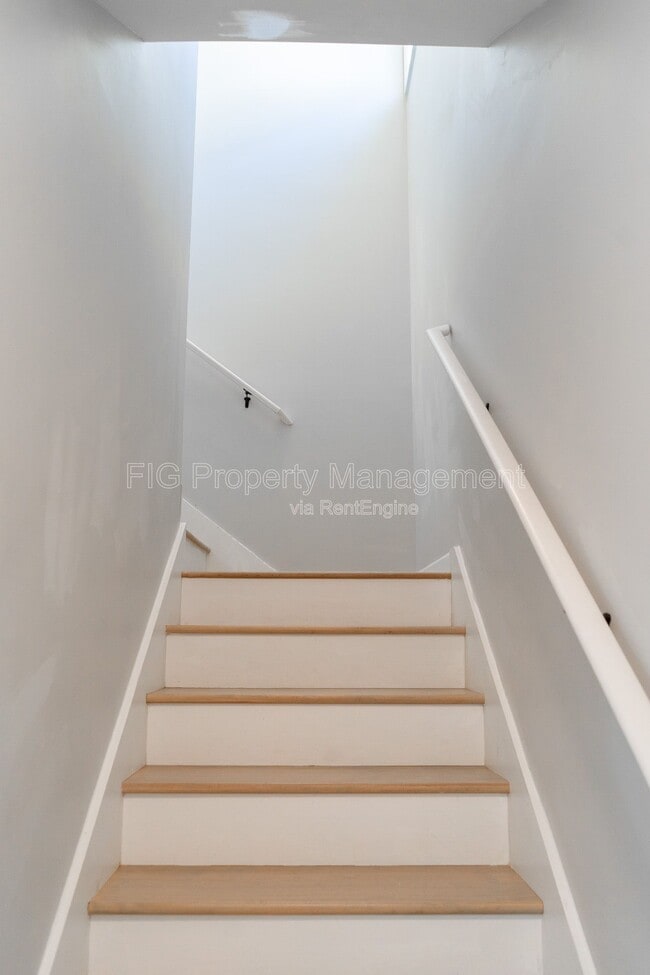 Building Photo - 3225 Bikers Path Wy