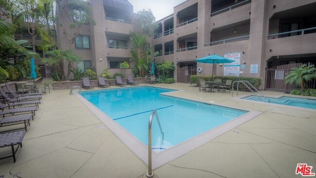 Building Photo - 8300 Manitoba St