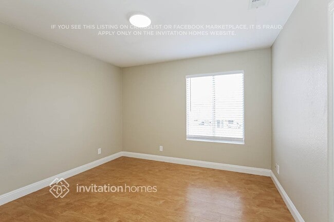 Building Photo - 9348 Deer Lodge Ln