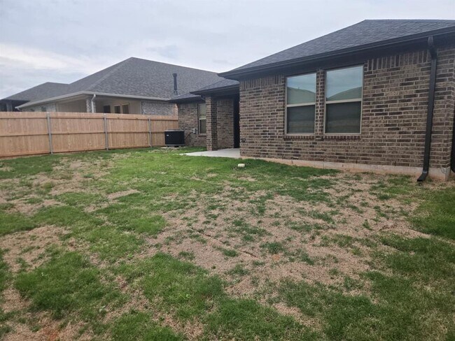 Building Photo - 17705 Horne Ln