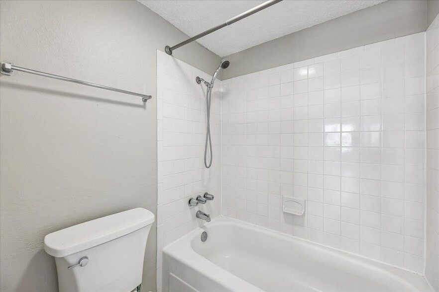 Building Photo - 60 S Van Dorn St