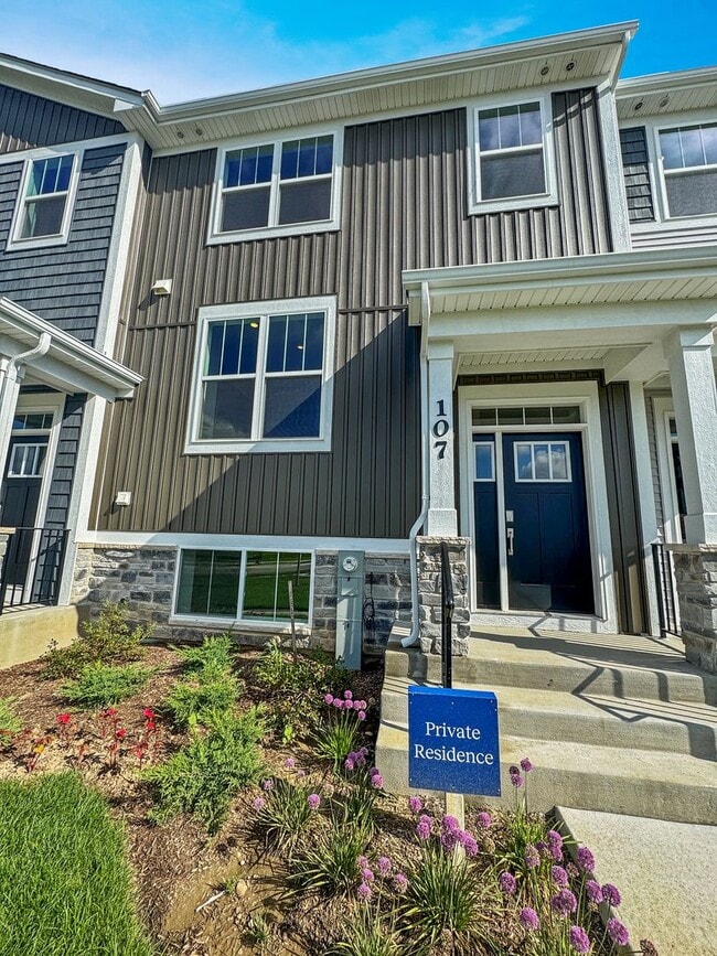 Building Photo - Step into modern living with this brand-ne...