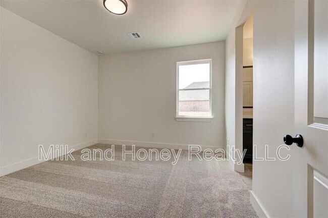 Building Photo - 9305 NW 146th St