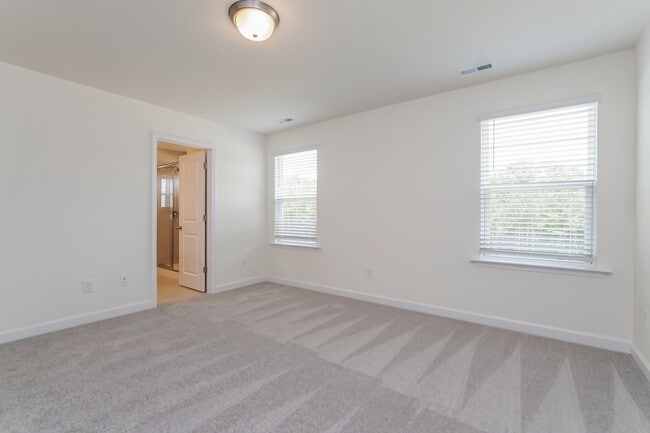 Main Bedroom - NightStar Village