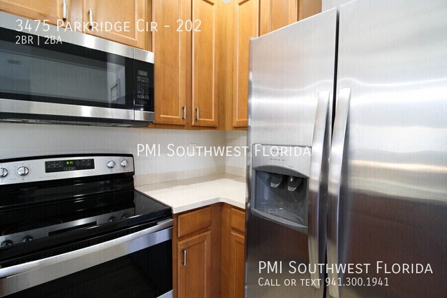 Building Photo - 3475 Parkridge Cir