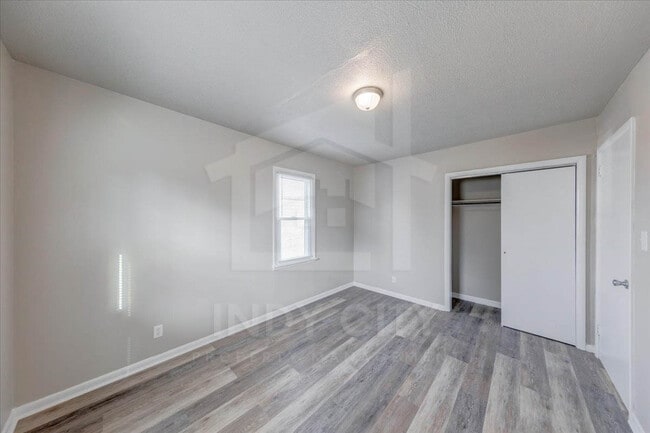 Building Photo - 1625 N Berwick Ave