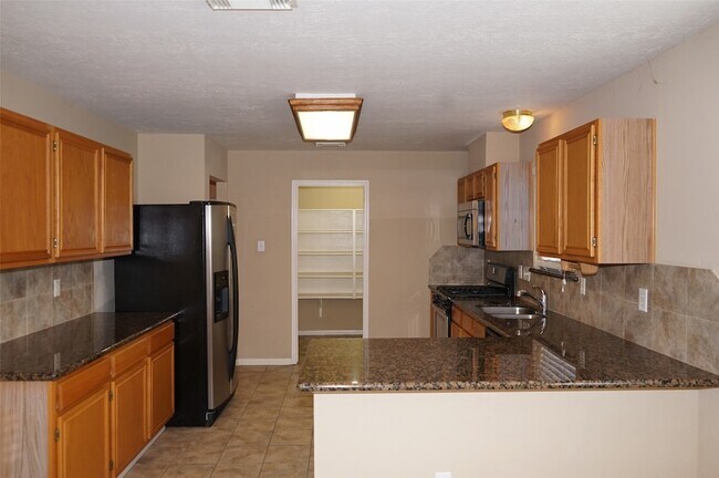 Building Photo - 18807 Timbers Dr