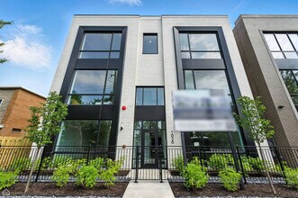Building Photo - 1304 S Ashland Ave