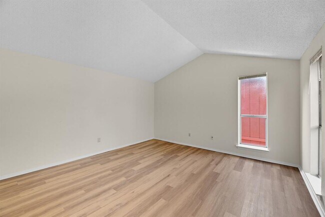 Building Photo - 4813 Yucca Hill Dr