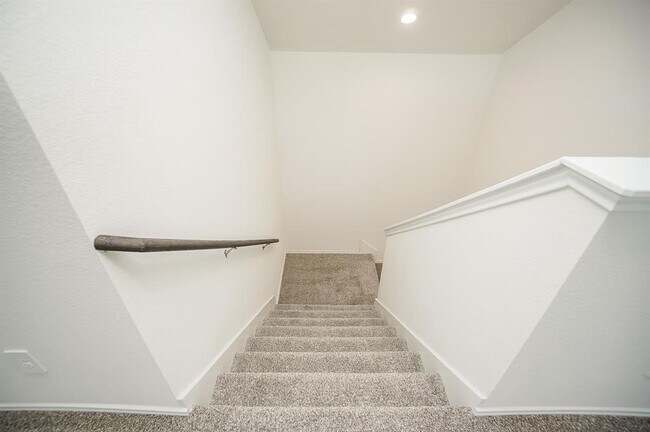 Building Photo - 5210 Becker Hills Ln