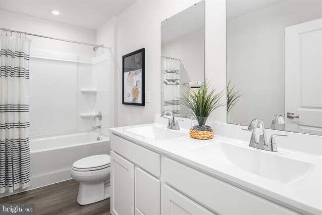 Building Photo - 6416 Draft Wy