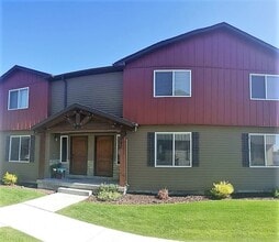 Building Photo - 555 Countryside Ave