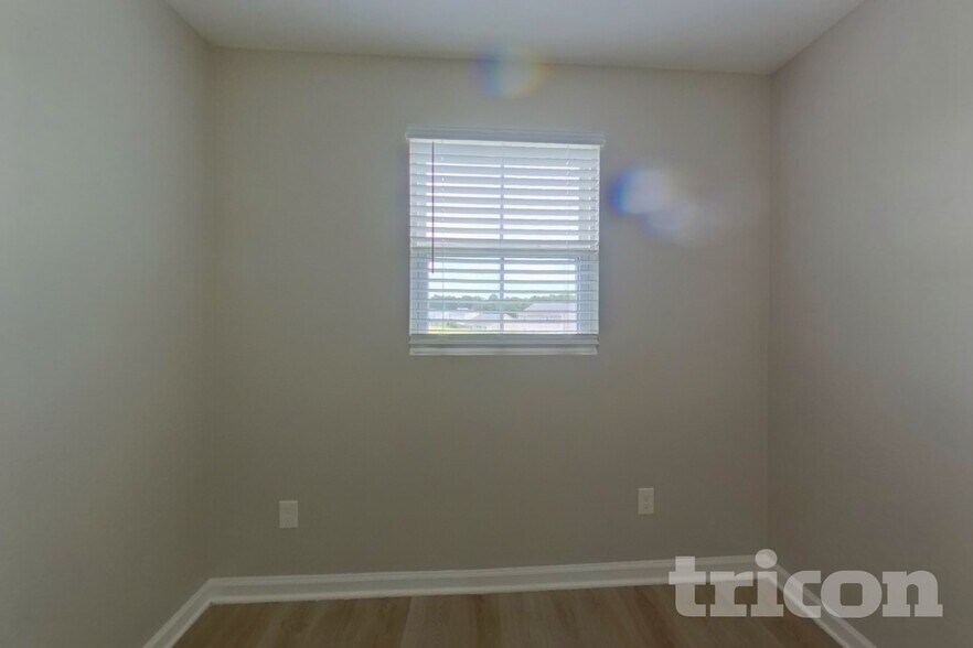 Building Photo - 757 Sequoia Dr