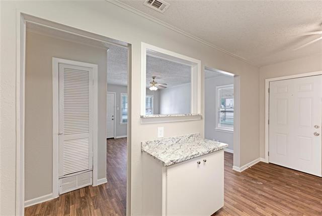 Building Photo - 4713 Laverda Dr