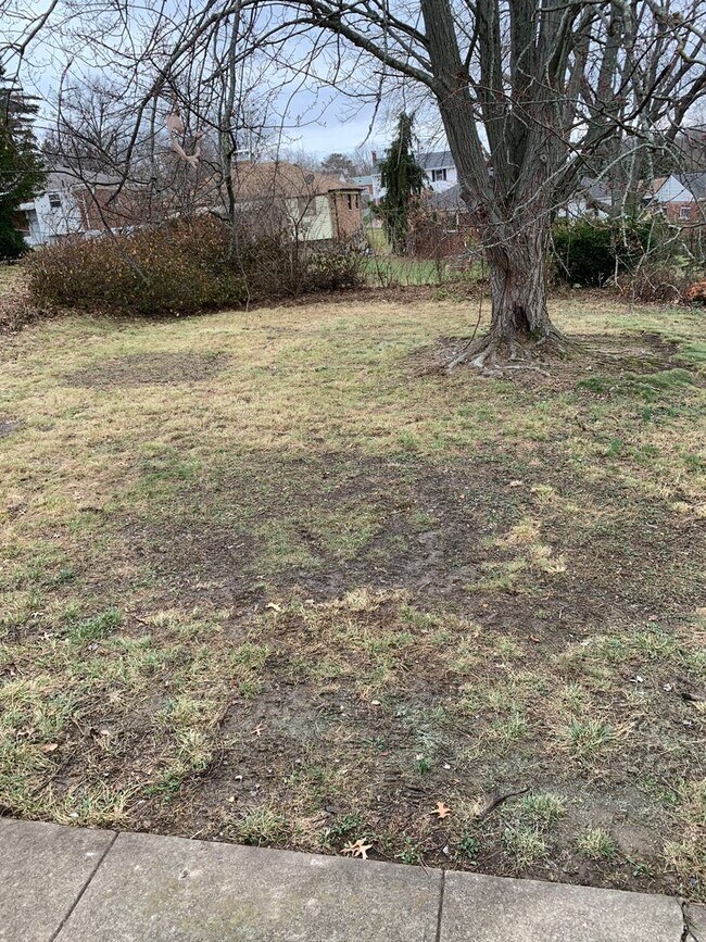 Building Photo - Charming 4-bedroom, 2-bathroom home located in the Covedale area