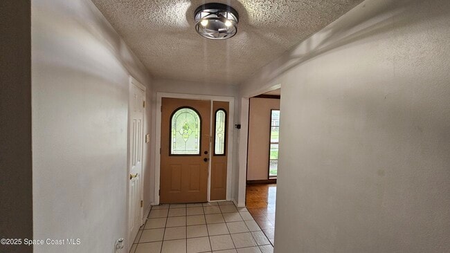 Building Photo - 1608 Watrous Dr