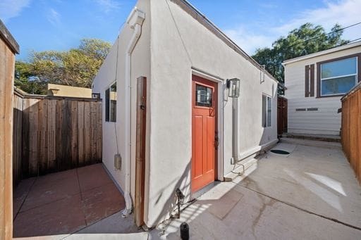 Building Photo - North Park 1 Bed/1 Bath House w Yard, A/C, + Parking