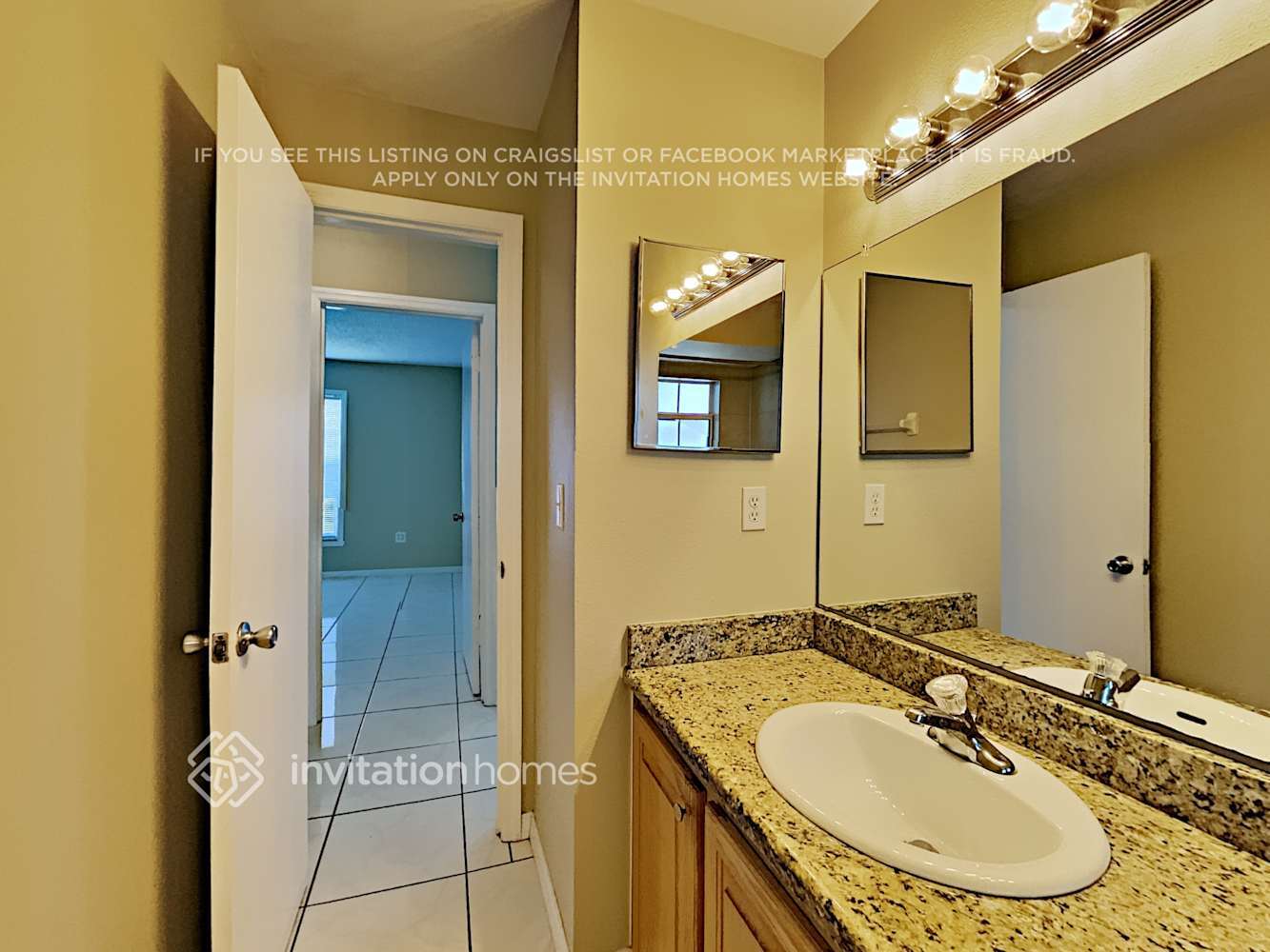 Building Photo - 339 Medina Ct