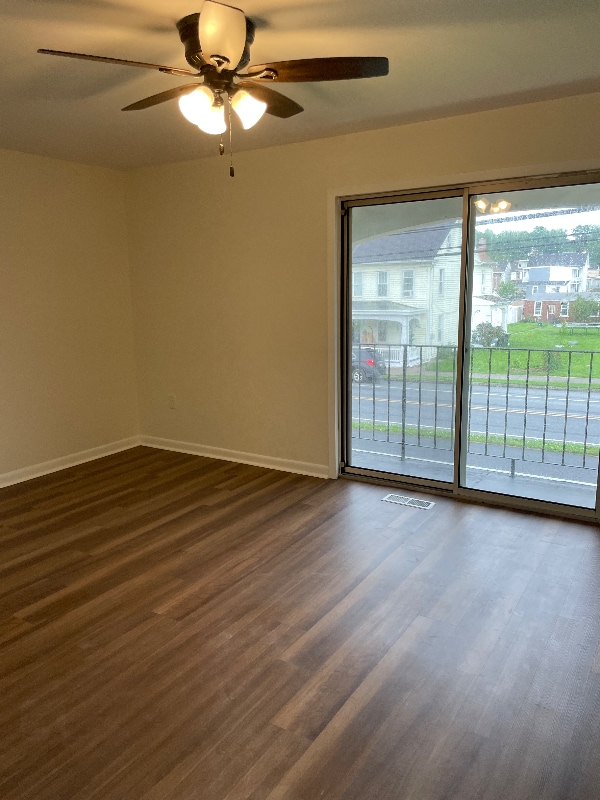 Building Photo - 1819 Chestnut St